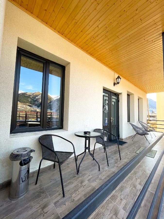 Belmonte Kazbegi Hotel Buitenkant foto